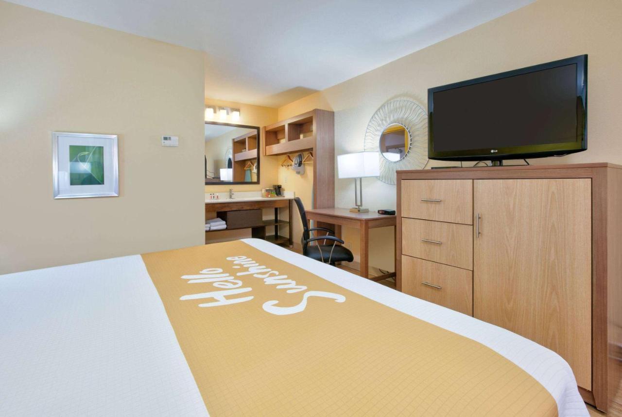 Days-Inn By Wyndham Batesville Ar Exterior foto