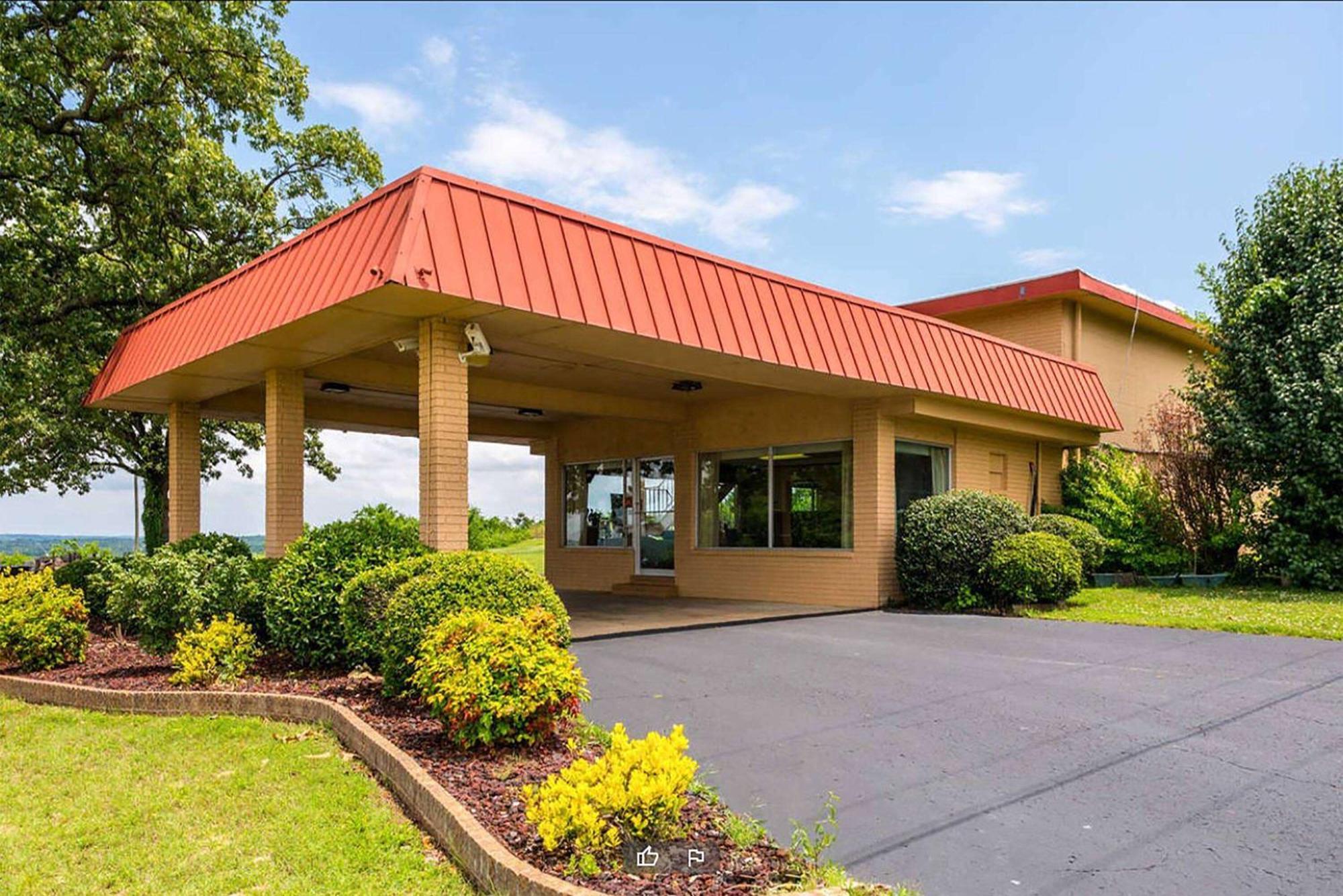 Days-Inn By Wyndham Batesville Ar Exterior foto